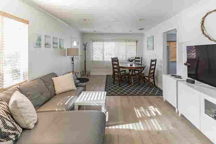Elegant 4-Bedroom House in Costa M