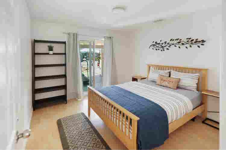 Elegant 4-Bedroom House in Costa M