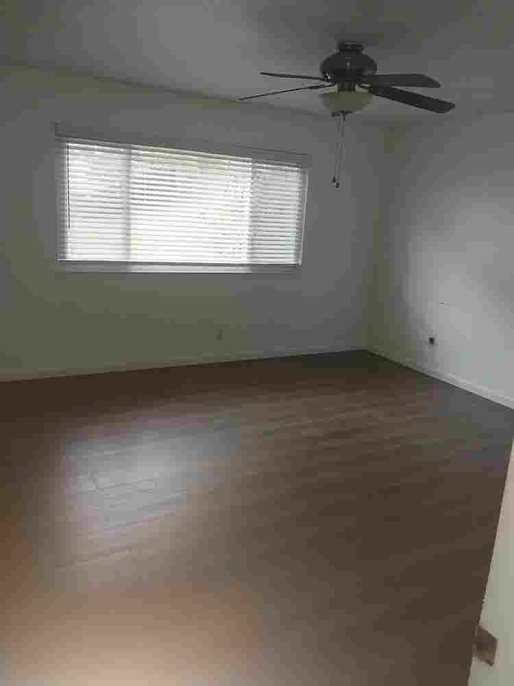 Share roommate rental