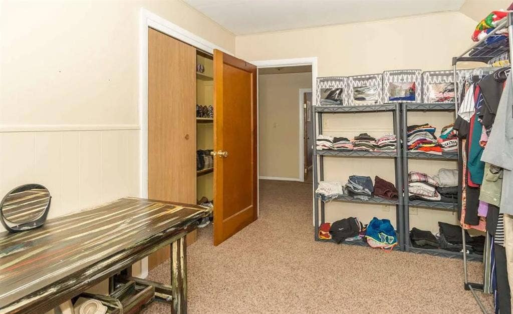 Roommates: 4bed house