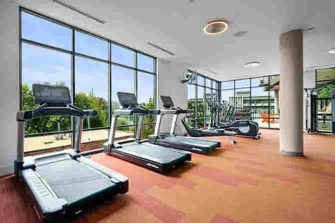Luxury Room Available in Buckhead
