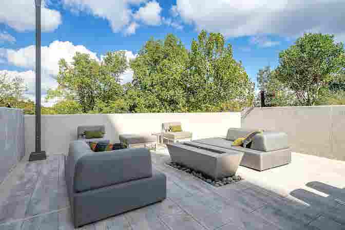 Luxury Room Available in Buckhead