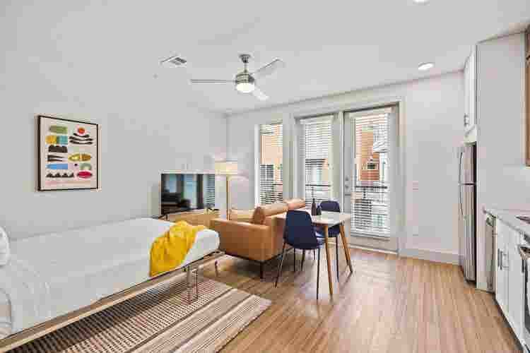 Studio Apartment