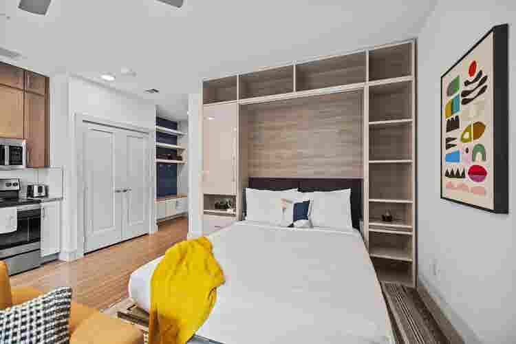 Studio Apartment