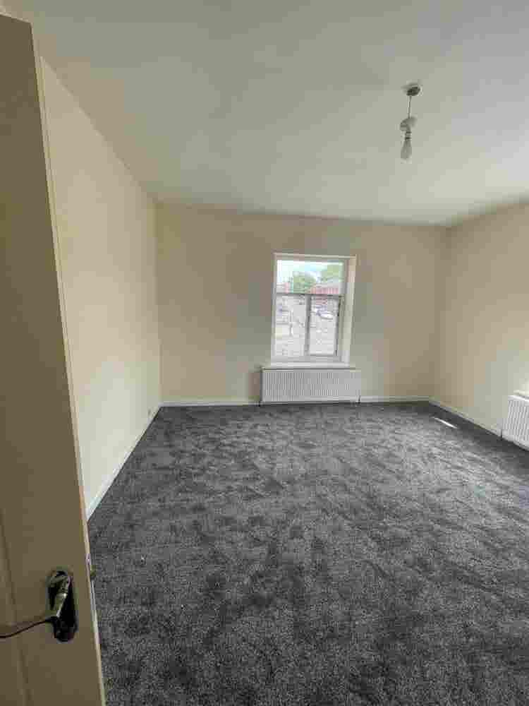 5bedroom shared accommodation.