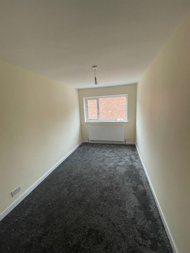 5bedroom shared accommodation.