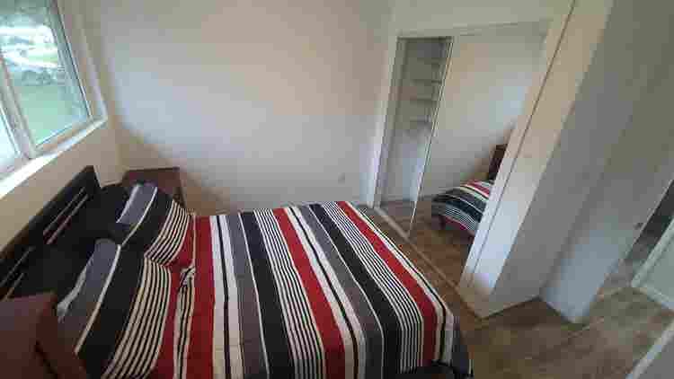 3 Rooms for rent