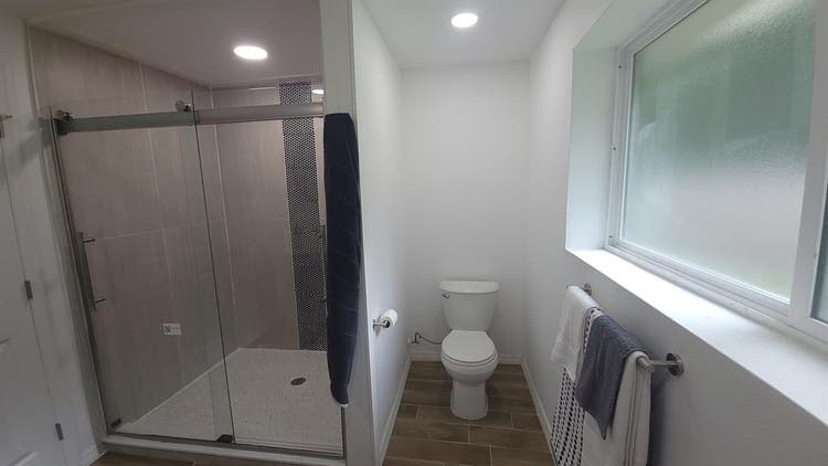 3 Rooms for rent