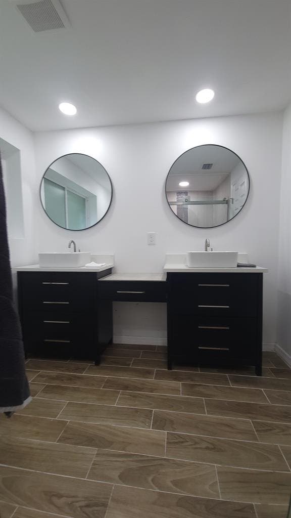 3 Rooms for rent