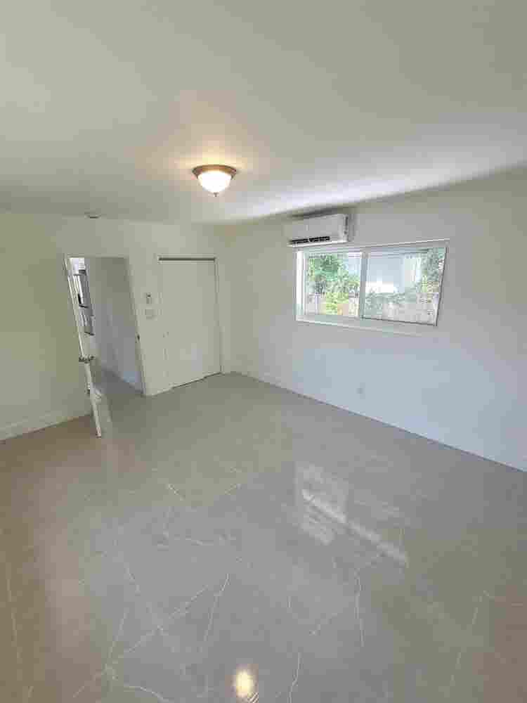 Hollywood Modern Room Rental