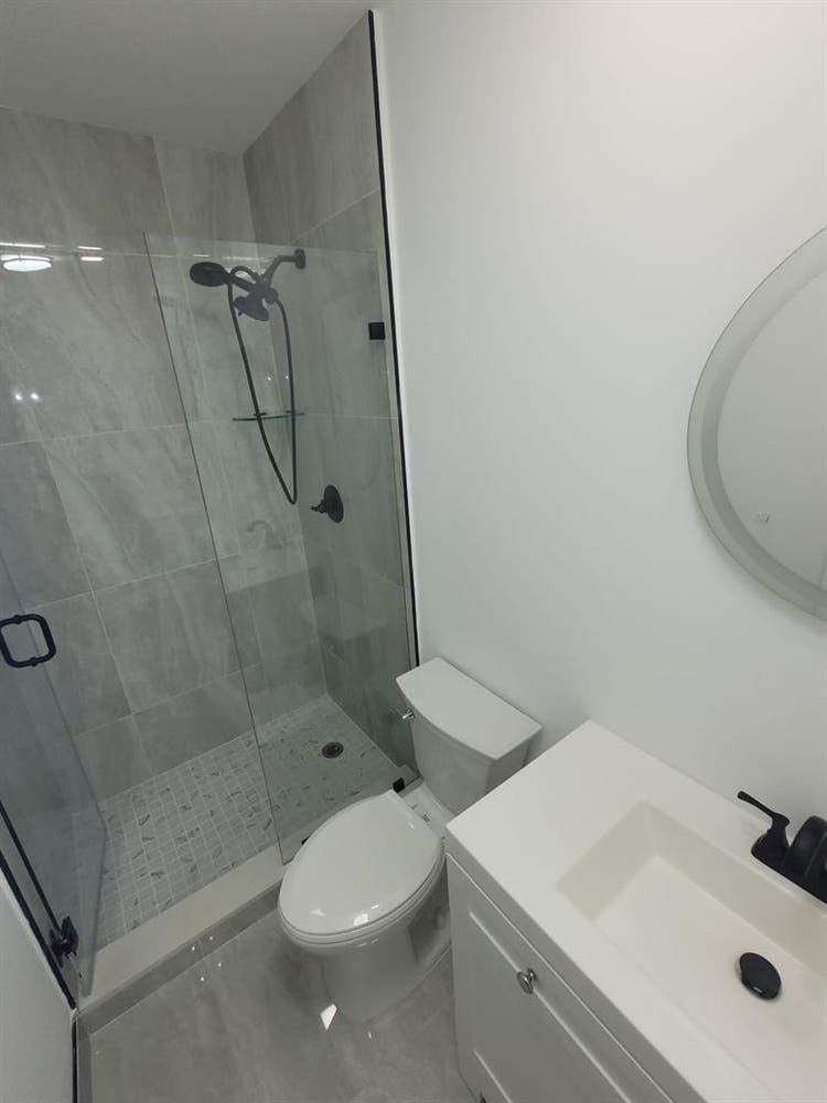 Hollywood Modern Room Rental