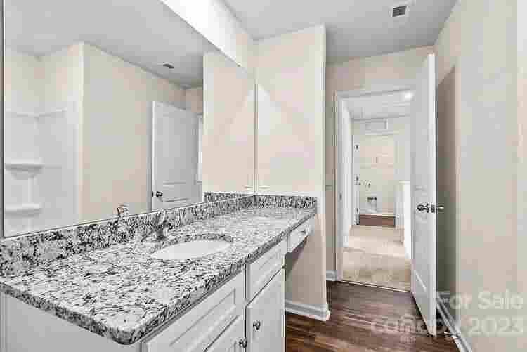 3 BR in Charlotte