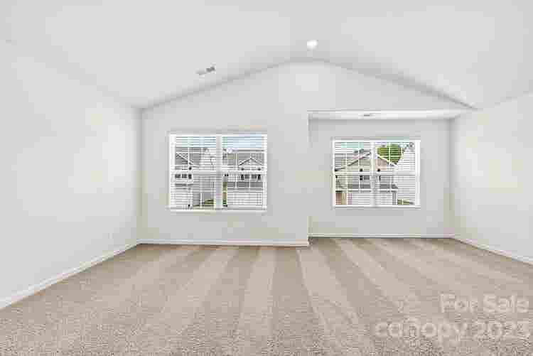 3 BR in Charlotte