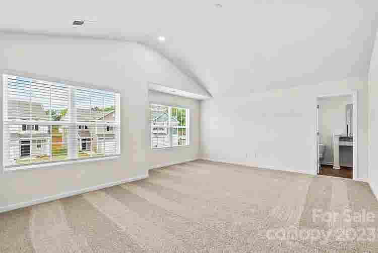 3 BR in Charlotte