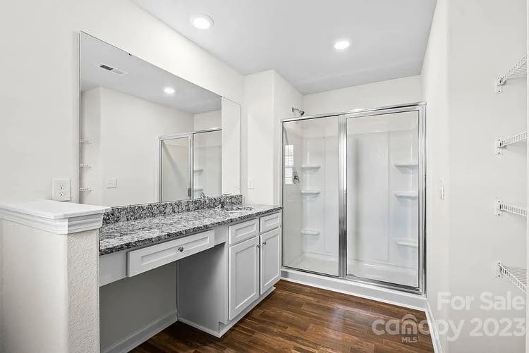 3 BR in Charlotte