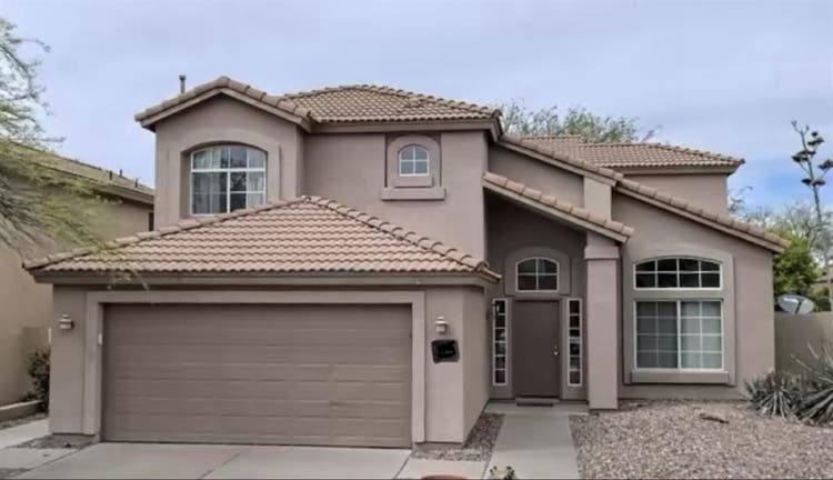 Room for rent. Desert Ridge area.