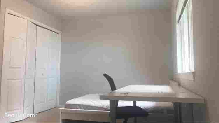 Rent a Master bedroom