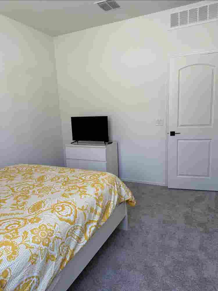 Private Room + Shared Office