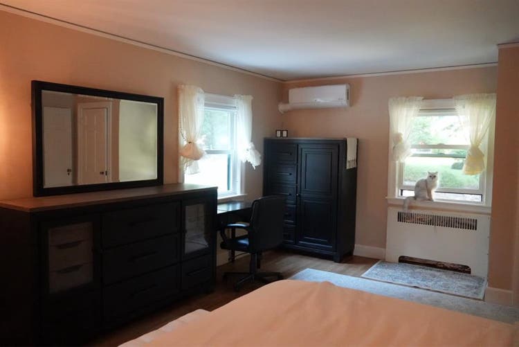 Private Master Bedroom