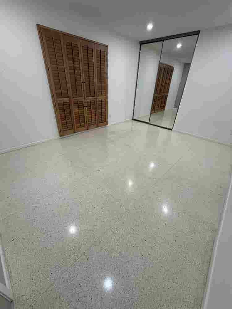 Room Avail in North Hills House!
