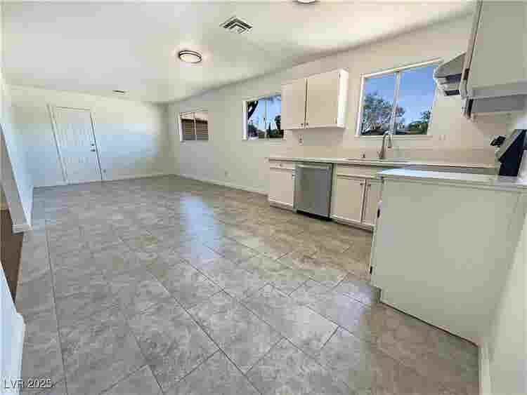 Spacious House For Rent