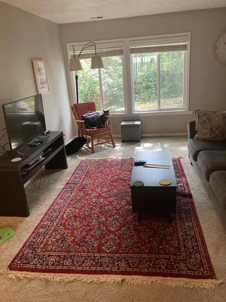 Room in 2-bedroom townhouse