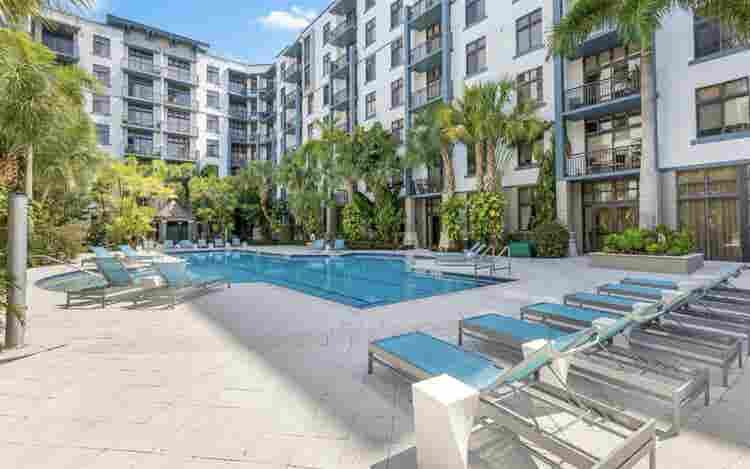 Room in Fort Lauterdale