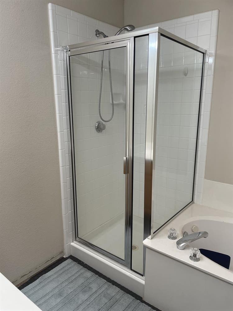 Master suite, all bills paid