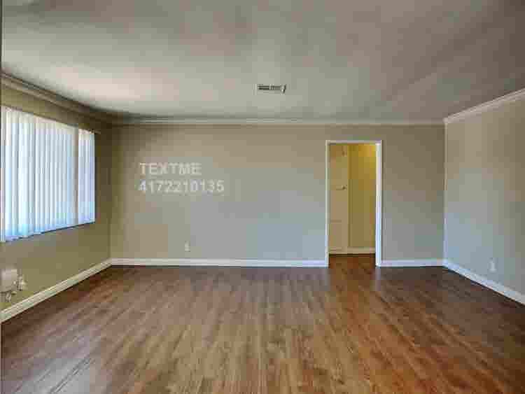 Large room available now