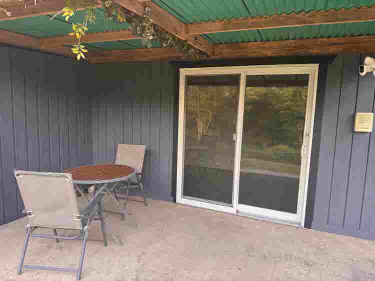 2 bedroom in 
Trumbull