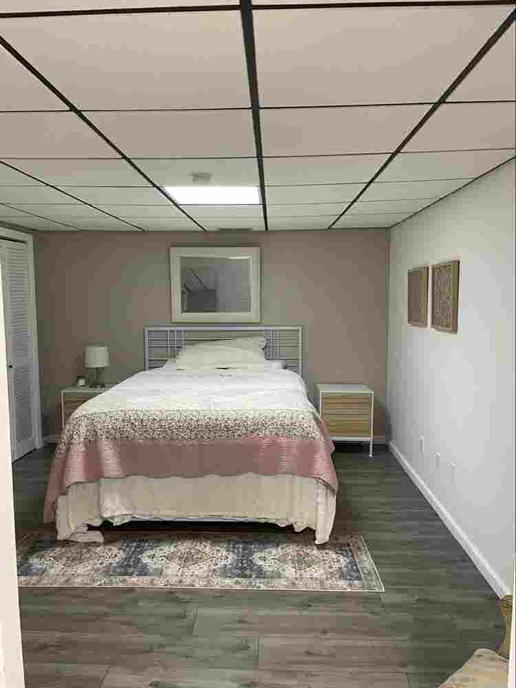 2 bedroom in 
Trumbull