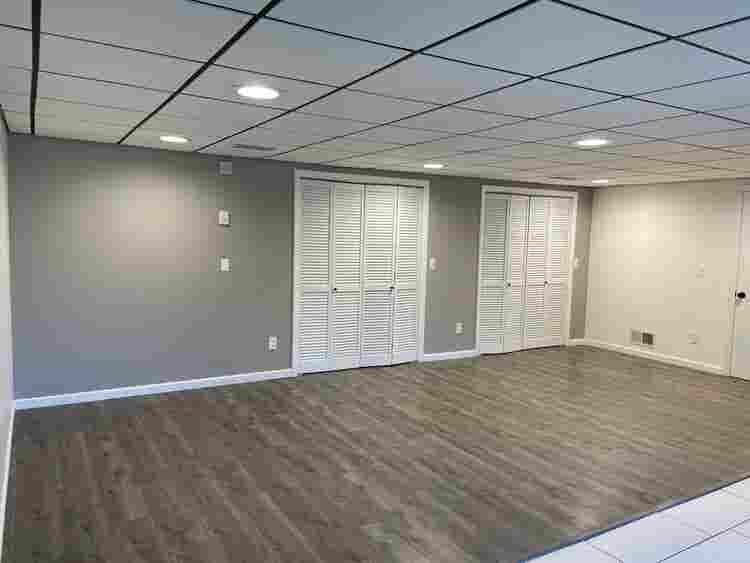 2 bedroom in 
Trumbull
