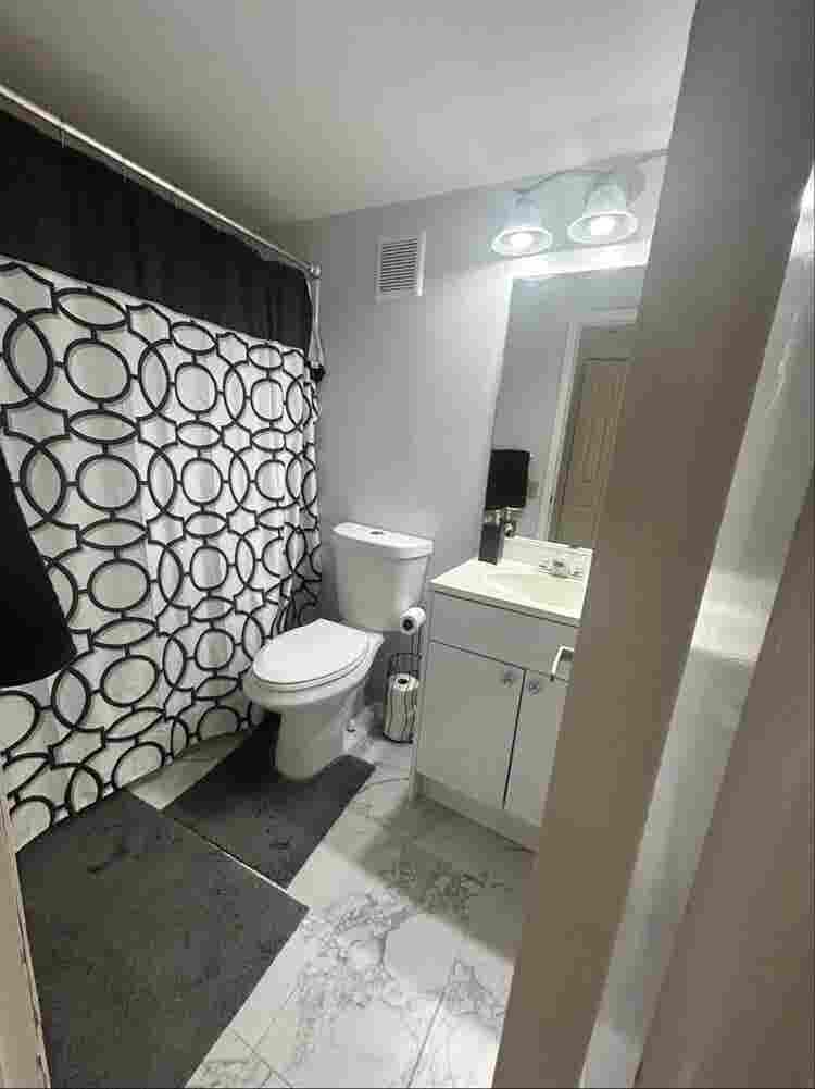 Looking for a roommate  $  OBO