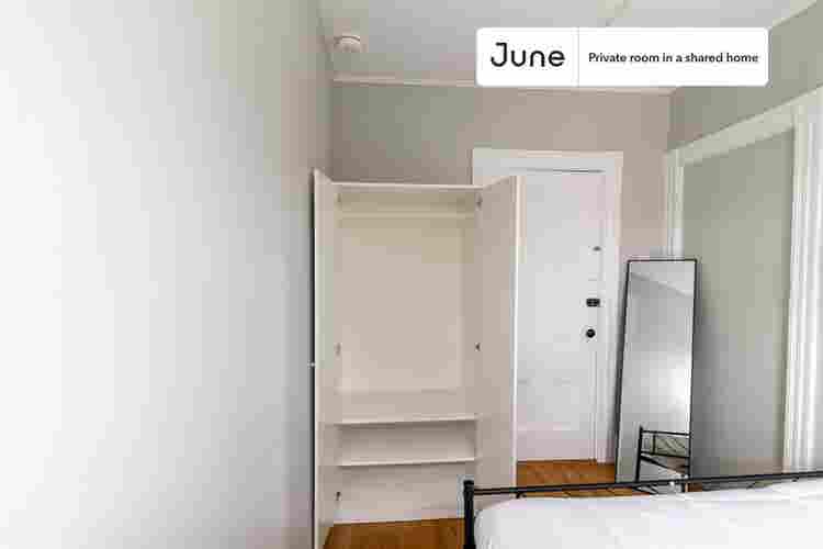 4 BR in Boston