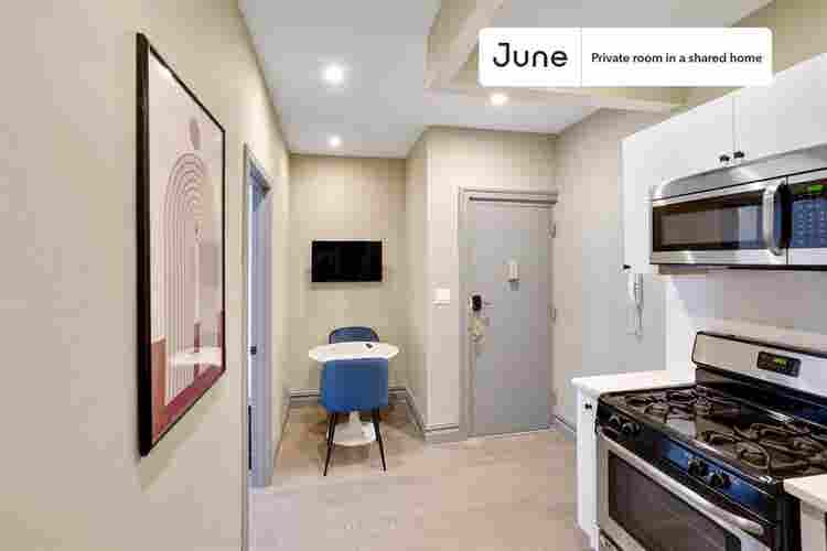 3 BR in New York City