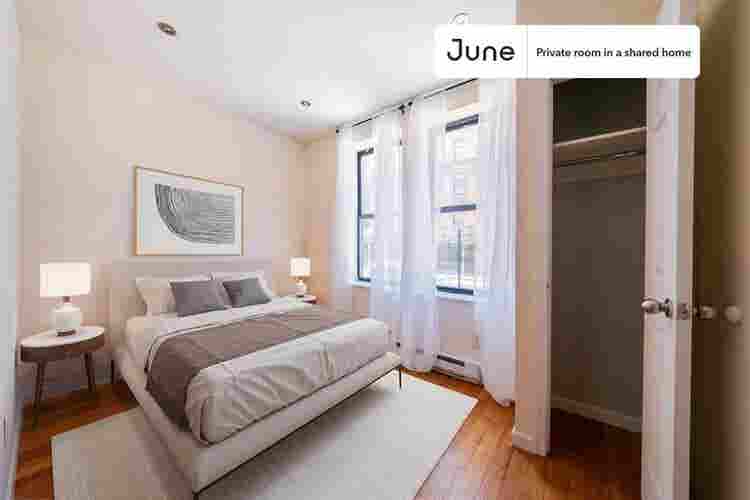 4 BR in New York City