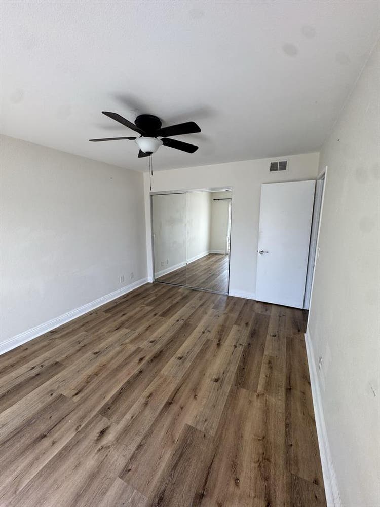 Female roommate needed-
Dana Point