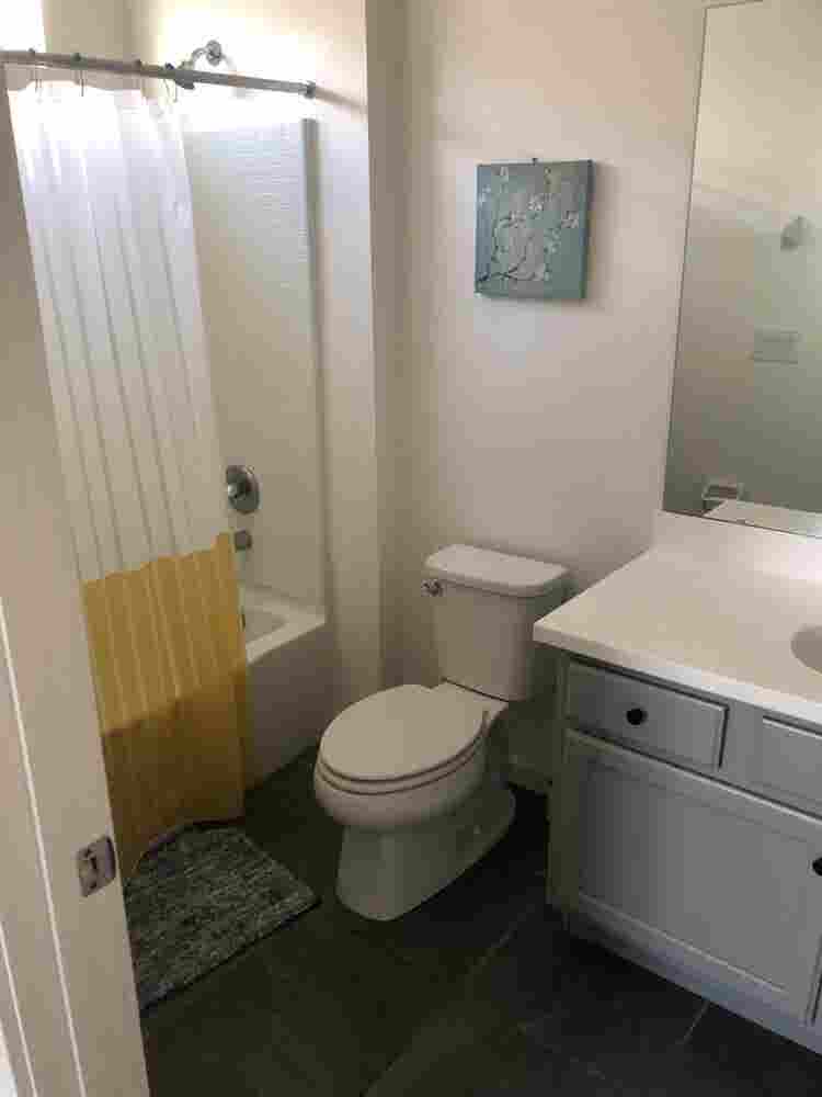 Room for rent private bathroom