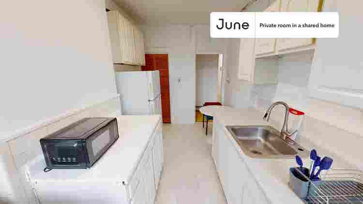 4 BR in Boston