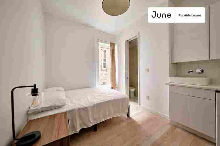 4 BR in New York City