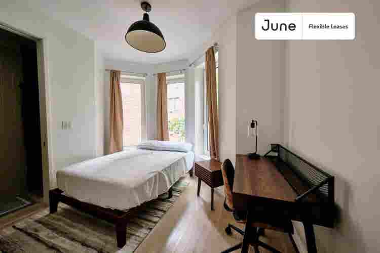 4 BR in New York City