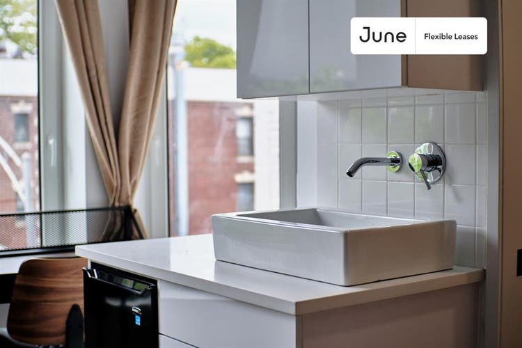 4 BR in New York City
