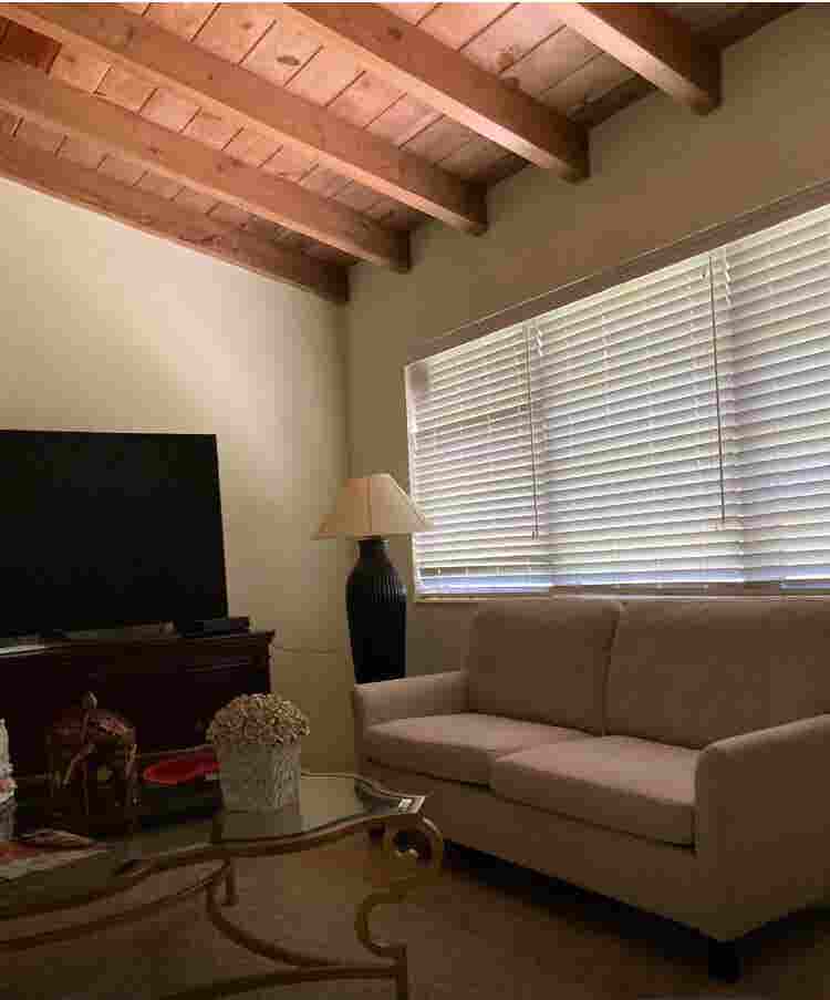 Room for rent in Pinecrest
