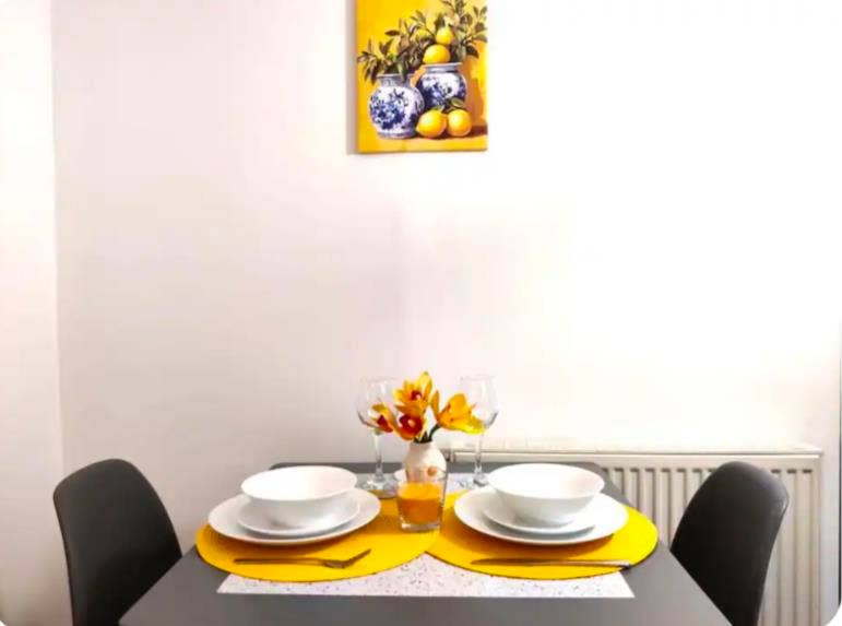London Studio, all bills incl.