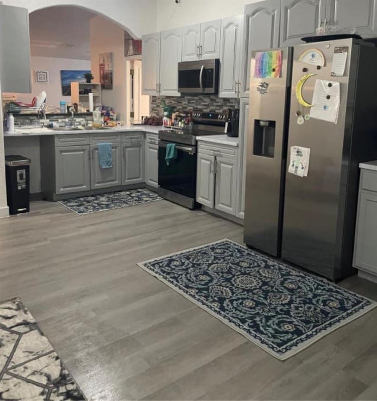 Room in a family friendly housee