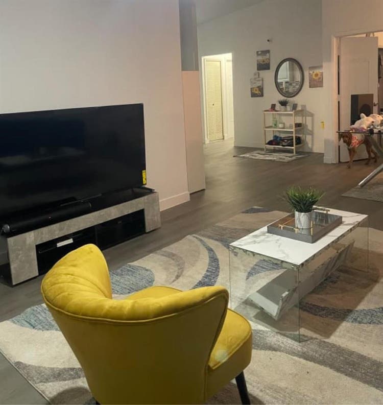 Room in a family friendly housee