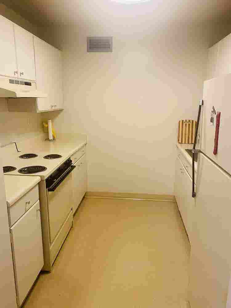 Studio Apartment (Furnished)
