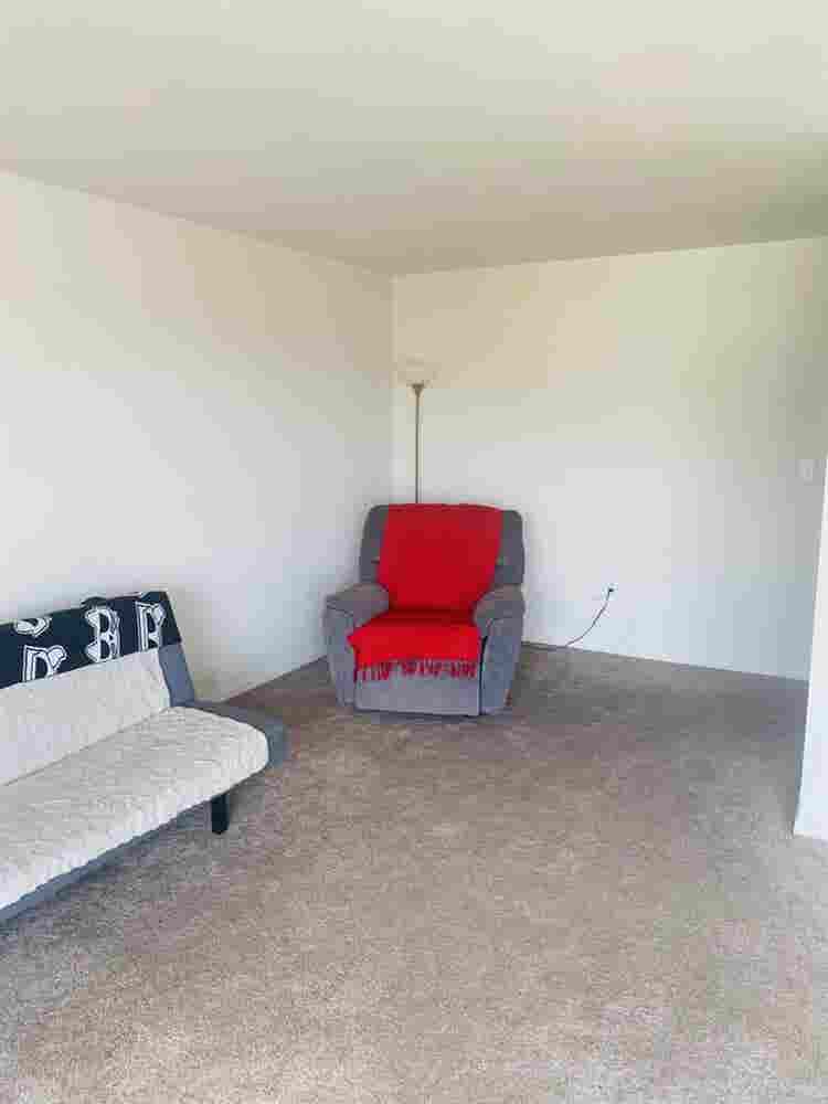 Studio Apartment (Furnished)