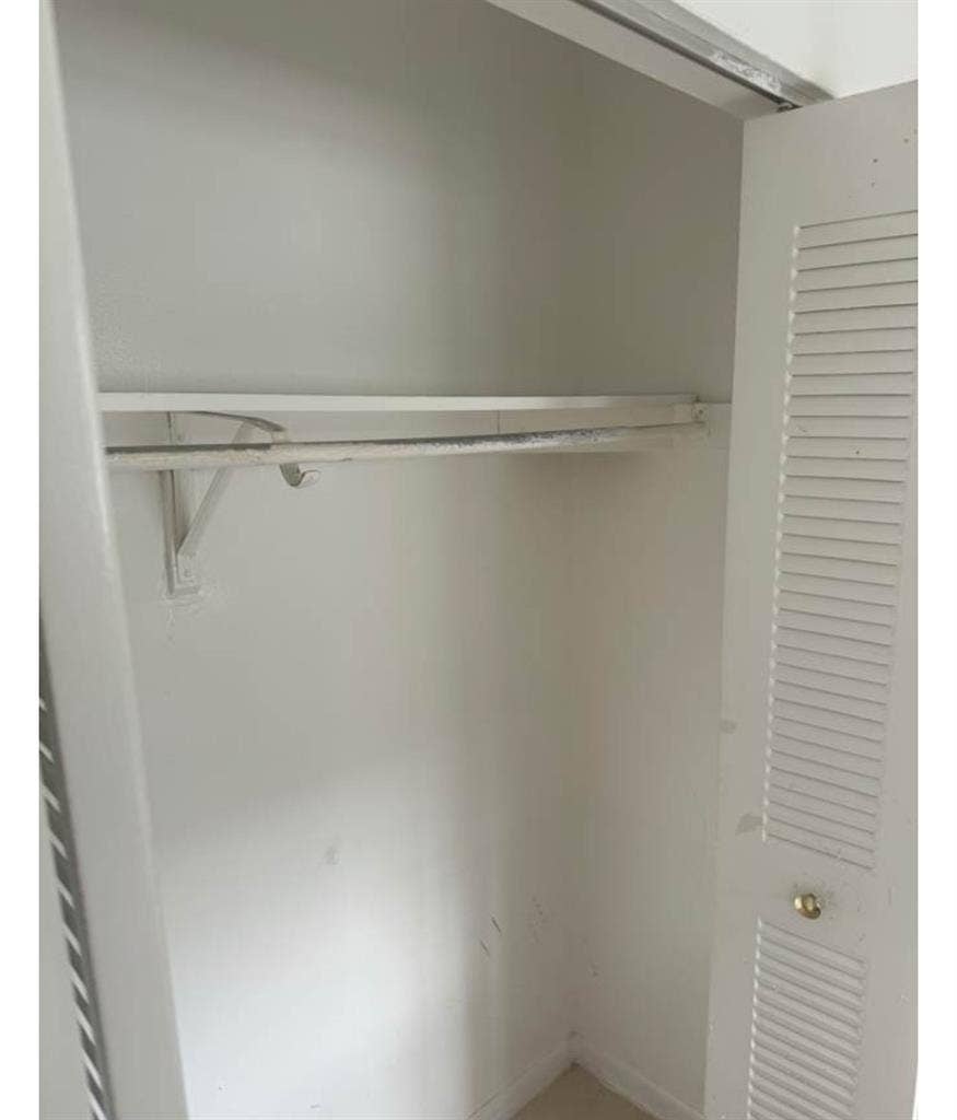 Room for rent , clean ,respectfull
