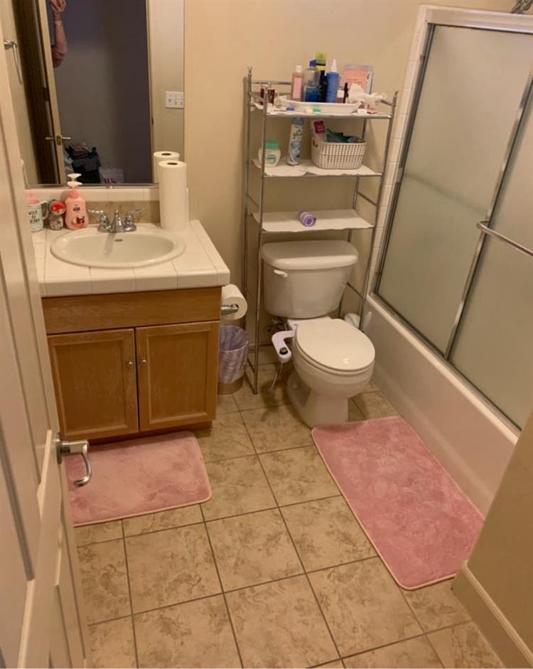 Looking for Female Roommate ASAP!!
